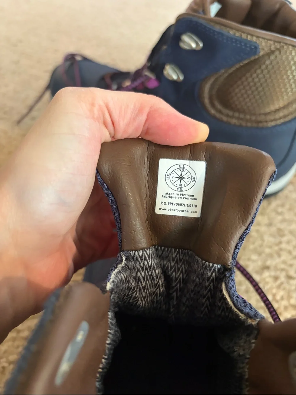 Oboz Women’s Navy and Brown Waterproof Hiking Boots. Size 9.5.